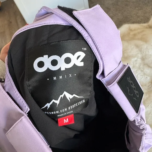DOPE Women’s Ski/Snowboard Pants - Picture 12 of 12